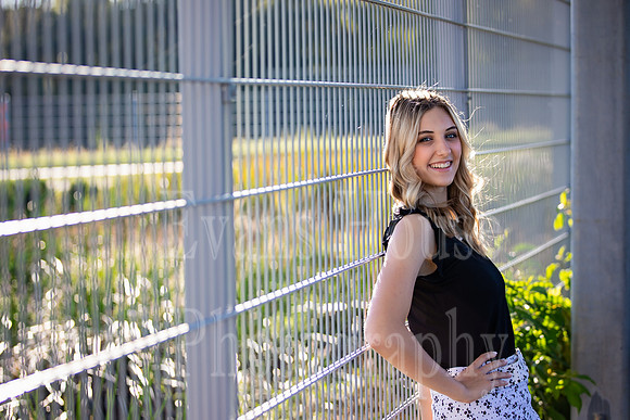 Alexandra 21-18