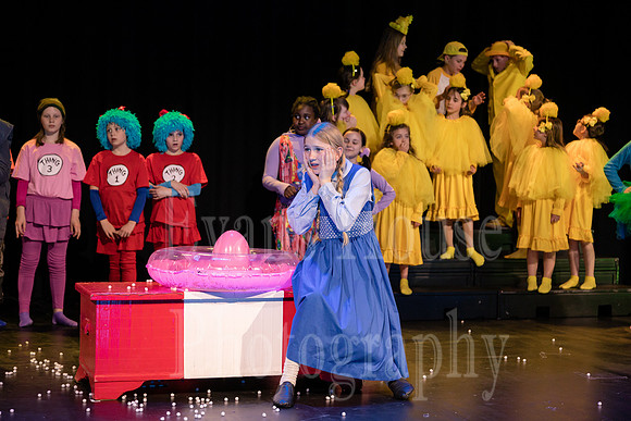 suessical-110