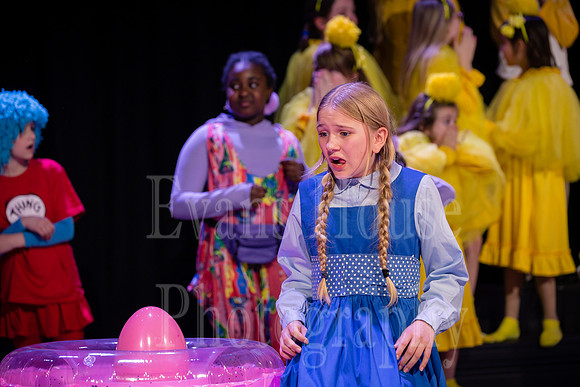 suessical-108