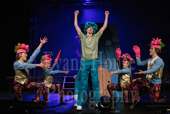 Theater-4