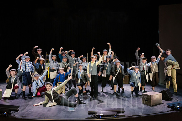 Newsies-48 30x20