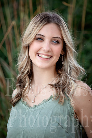 Alexandra 21-52